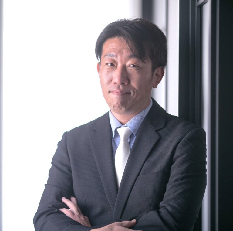 宮内健輔
